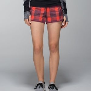 Lululemon Speed Shorts Sz 2 2-way stretch Plaid